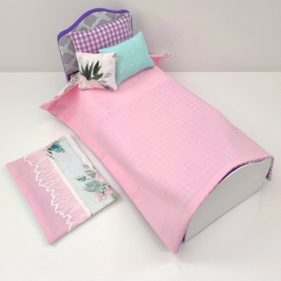 12 Inch Fashion Doll Bedding Set - Picture 3 of 4